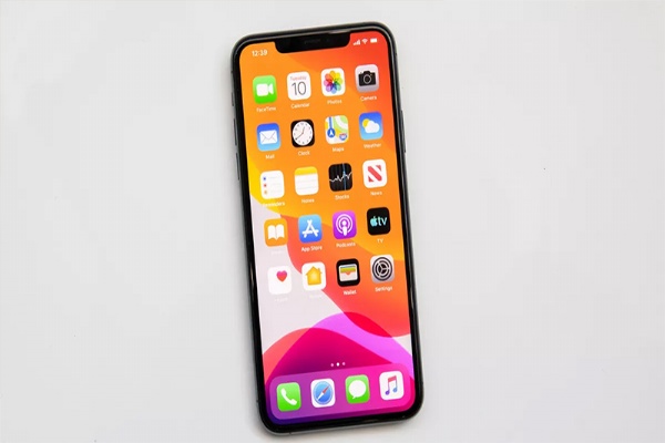 Đánh giá chi tiết iPhone 11: Hóa 'bão tố' hay thành 'bom xịt'?